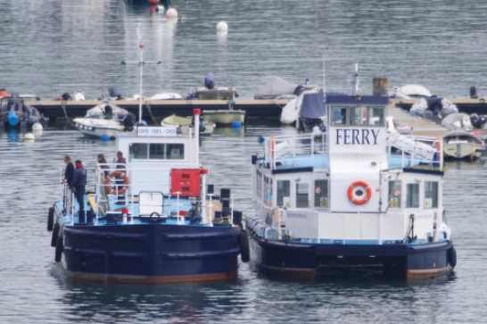28 May 2021 - 09-12-32
Never noticed the name of the ferry company's fuel barge before. Dis-Sel-Do. Ha-ha.
Which could so easily lead to that old joke's punchline of "These'll fit 'er".
-------------------
Dartmouth ferry's fuel barge